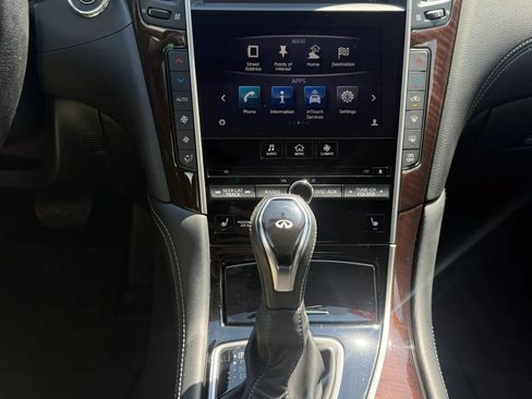 Used 2018 INFINITI Q50 Luxe w/ Essential Package (3.0T Luxe) AWD/4WD image 19