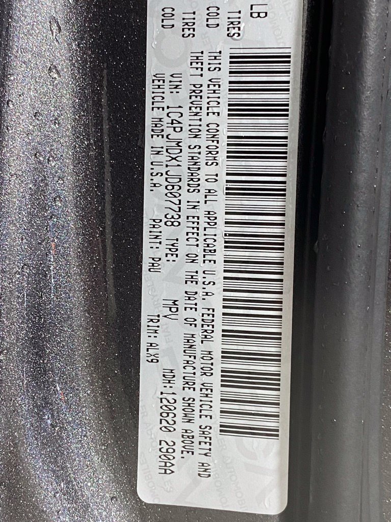 Used 2018 Jeep Cherokee Limited AWD/4WD image 15
