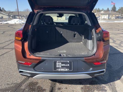 Used 2020 Buick Encore GX Essence w/ Experience Buick Package image 8