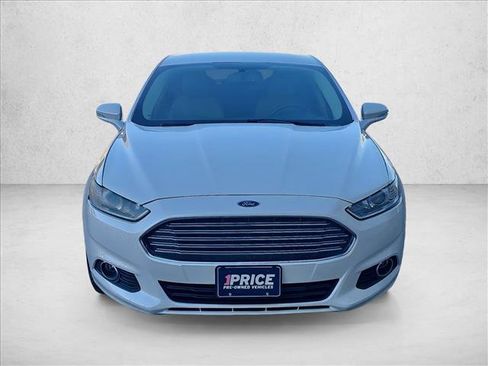 Used 2015 Ford Fusion SE w/ Equipment Group 202A image 7