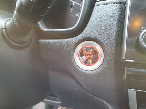 Used 2019 Honda CR-V EX image 28