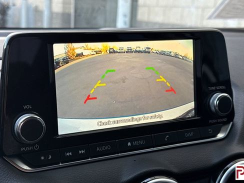 Used 2022 Nissan Sentra S image 22