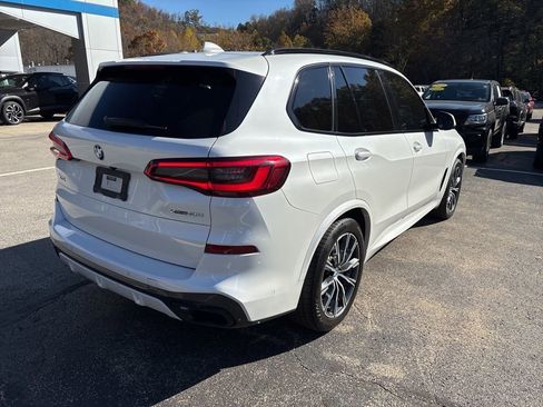 Used 2019 BMW X5 xDrive50i w/ M Sport Package image 5