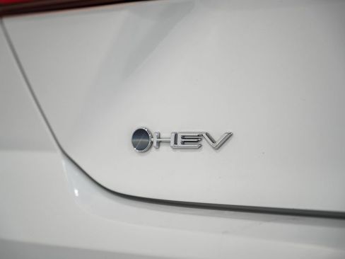 Used 2026 Toyota Camry LE image 8