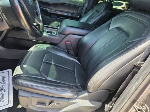 Used 2021 Ford Expedition Limited RWD image 17