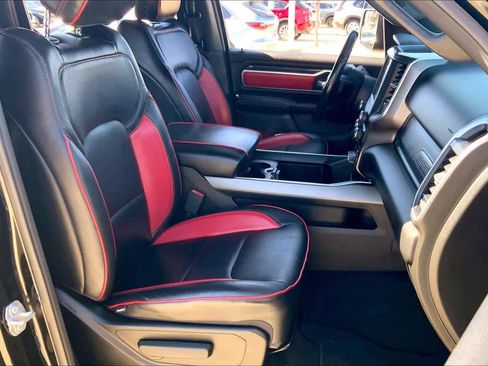 Used 2019 RAM 1500 Big Horn image 9