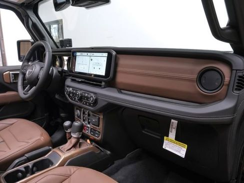 Used 2024 Jeep Wrangler Unlimited Rubicon 392 image 60