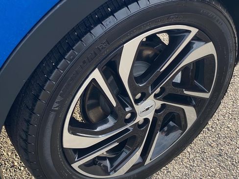 Used 2022 Chevrolet Bolt LT image 19