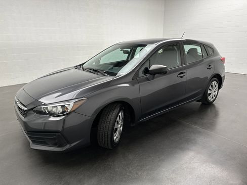 Used 2020 Subaru Impreza 2.0i image 4