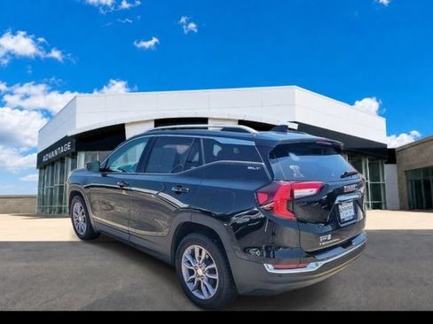 Certified 2023 GMC Terrain SLT w/ LPO, Floor Liner Package FWD image 10