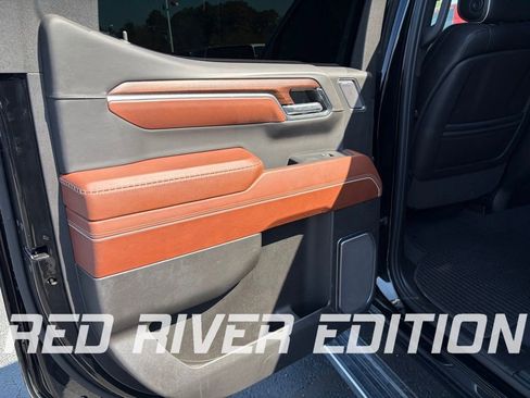 Used 2022 GMC Sierra 1500 Denali Ultimate image 11