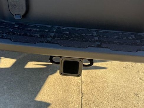 New 2025 Nissan Frontier PRO-4X w/ Pro Convenience Package image 5