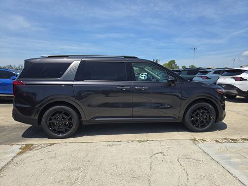 New 2026 Kia Carnival SX Prestige FWD image 9