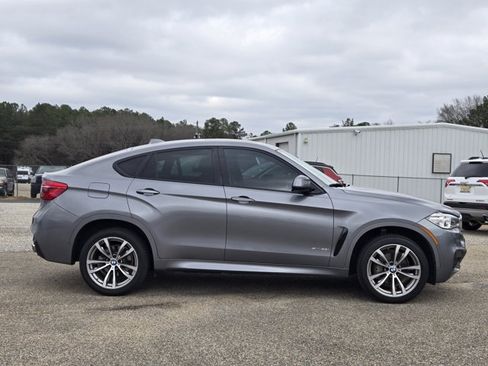 Used 2019 BMW X6 xDrive35i w/ M Sport Package AWD/4WD image 11