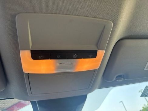 Used 2024 Nissan Sentra SV FWD image 24