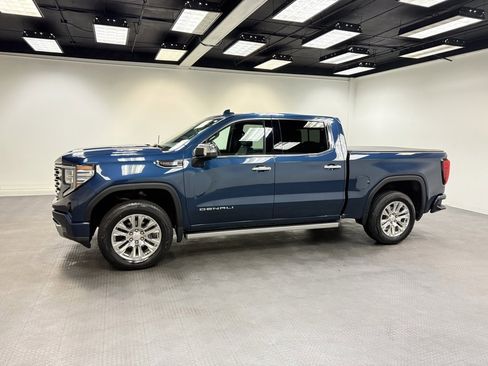 Used 2023 GMC Sierra 1500 Denali image 2