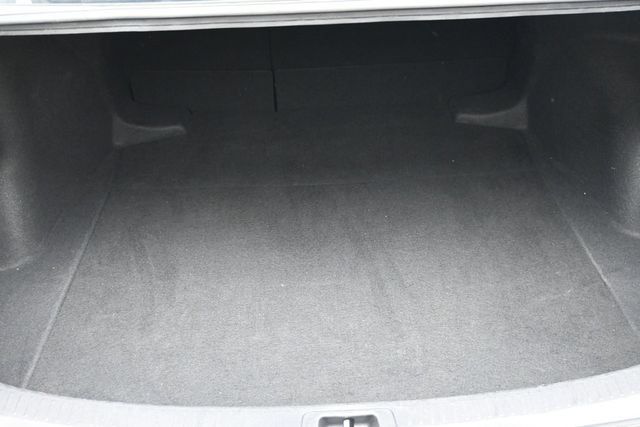 Used 2025 Toyota Corolla LE FWD image 28
