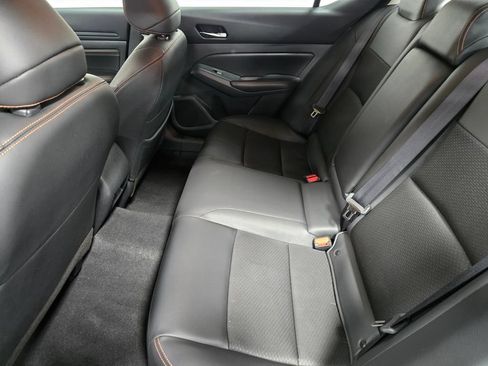 Used 2022 Nissan Altima 2.5 SR AWD/4WD image 30