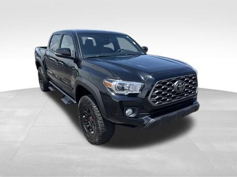 Used 2022 Toyota Tacoma TRD Off-Road w/ Technology Package RWD image 7