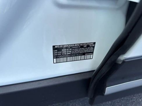 New 2025 Mercedes-Benz GLB 35 AMG 4MATIC image 24