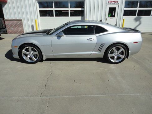 Used 2010 Chevrolet Camaro SS w/ RS Package image 1