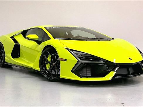 Used 2025 Lamborghini Revuelto image 36