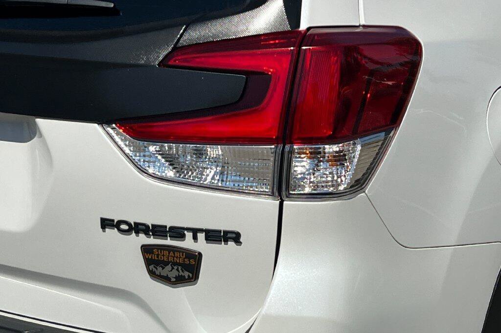 Used 2022 Subaru Forester Wilderness w/ Wilderness Package AWD/4WD image 26