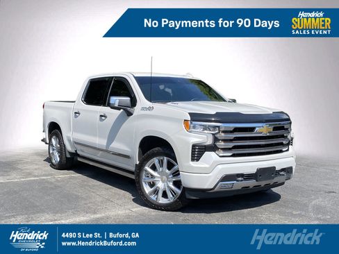 Used 2022 Chevrolet Silverado 1500 High Country w/ High Country Premium Package AWD/4WD image 1