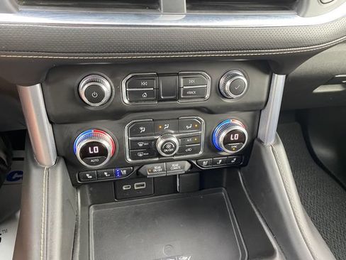 Used 2022 GMC Yukon SLT w/ SLT Premium Package AWD/4WD image 22