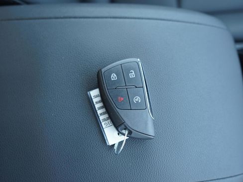 New 2025 Chevrolet Colorado LT w/ LT Convenience Package image 25