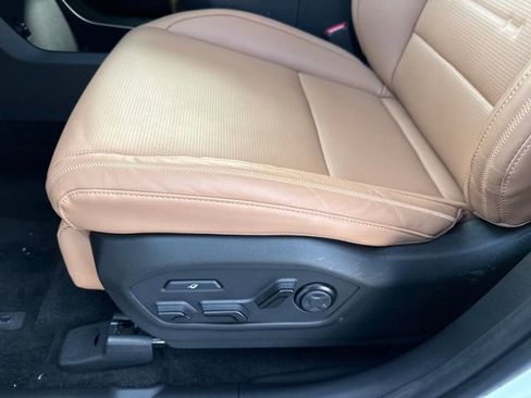 Certified 2026 Hyundai Santa Fe Calligraphy image 12