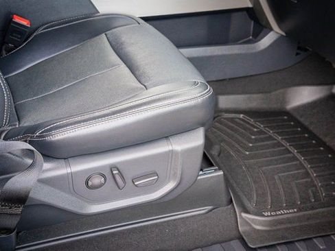 Used 2022 Ford F350 Lariat w/ Lariat Value Package image 34