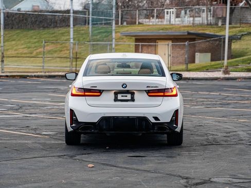 Used 2023 BMW M340i xDrive image 6