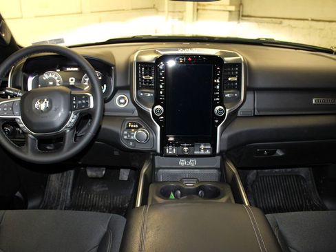 Used 2025 RAM 1500 Big Horn image 9