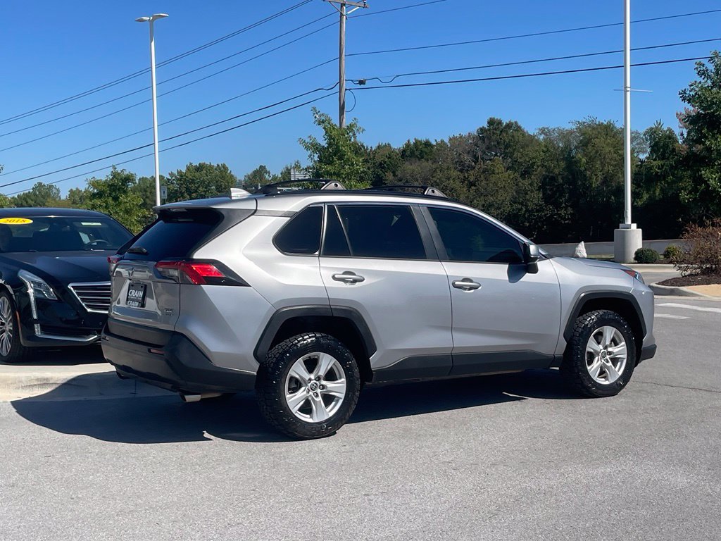 Used 2021 Toyota RAV4 XLE AWD/4WD image 8