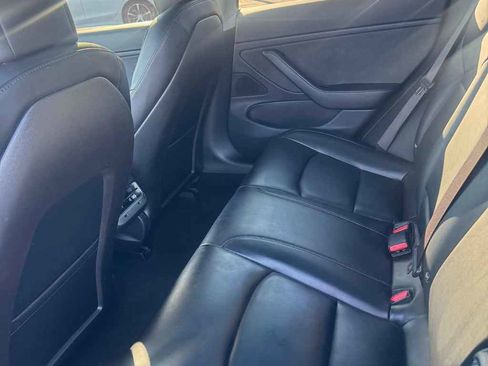 Used 2018 Tesla Model 3 Long Range image 6