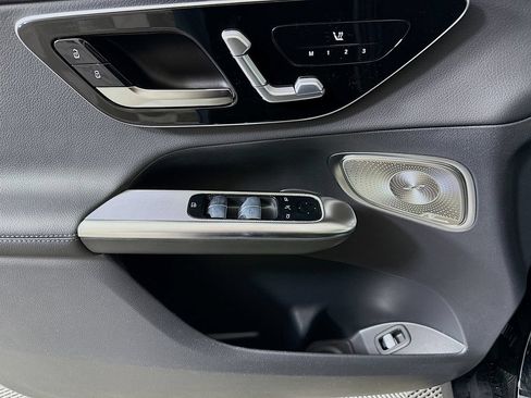 New 2026 Mercedes-Benz GLC 300 4MATIC image 18