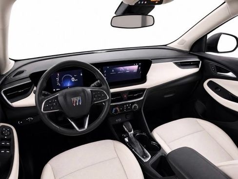 Used 2024 Buick Encore GX Preferred FWD image 21