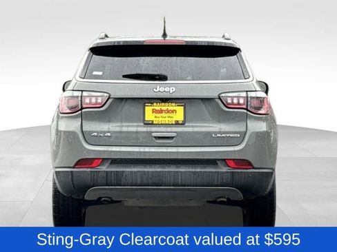 Used 2024 Jeep Compass Limited image 8