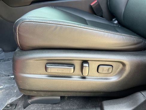 Used 2025 Honda Ridgeline RTL image 13