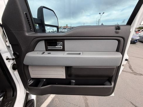Used 2014 Ford F150 XLT w/ Equipment Group 302A Luxury AWD/4WD image 14