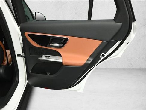 Certified 2026 Mercedes-Benz GLC 300 4MATIC image 25