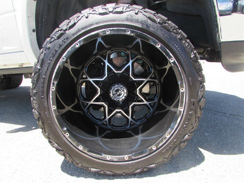 Used 2016 RAM 2500 Laramie w/ Sport Appearance Group AWD/4WD image 28