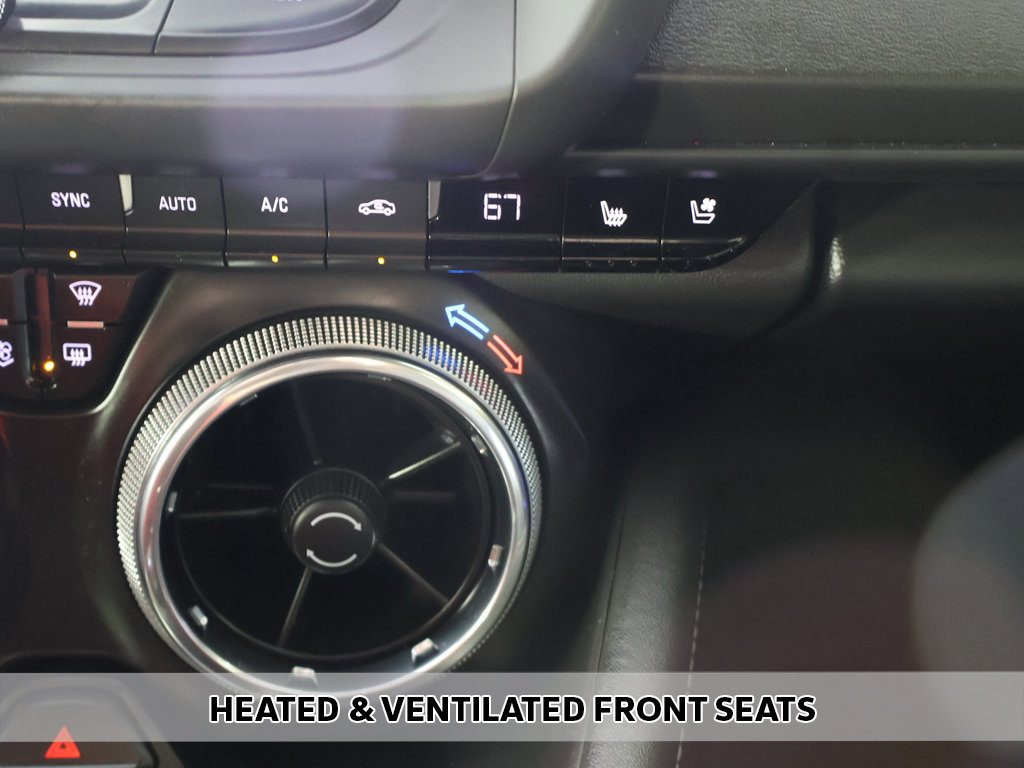 Used 2020 Chevrolet Camaro SS RWD image 8