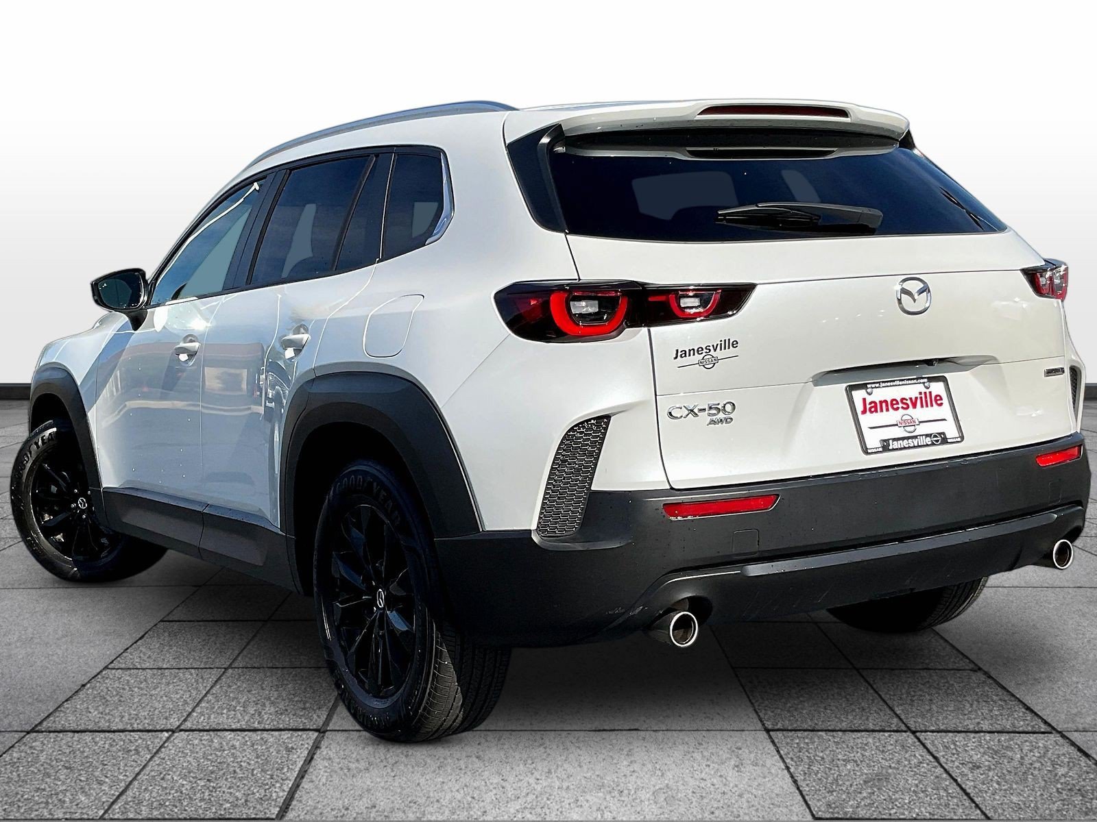 Used 2025 MAZDA CX-50 AWD 2.5 S w/ Preferred Package image 5
