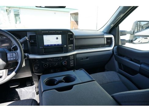 Used 2024 Ford F250 XLT image 21