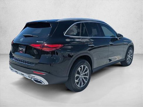 Certified 2025 Mercedes-Benz GLC 300 4MATIC image 2
