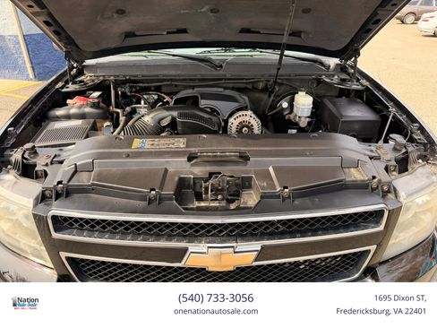 Used 2009 Chevrolet Suburban LT w/ Luxury Package image 23