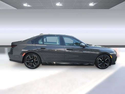 New 2026 BMW i7 eDrive50 w/ M Sport Package image 8