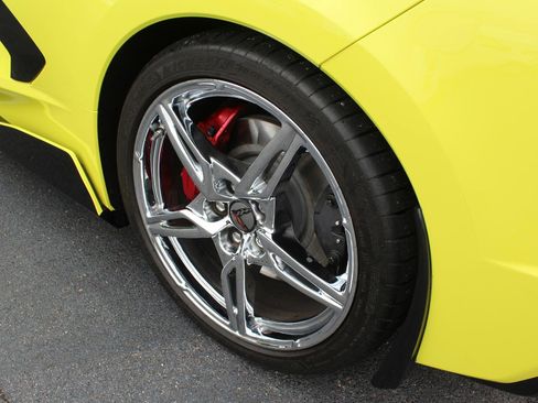 Used 2022 Chevrolet Corvette Stingray Preferred Cpe w/ Z51 Performance Package RWD image 52